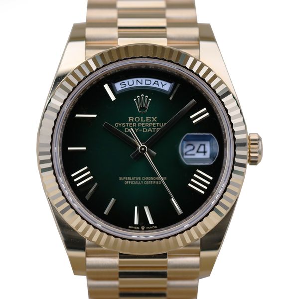 Rolex Day-Date 40 228238